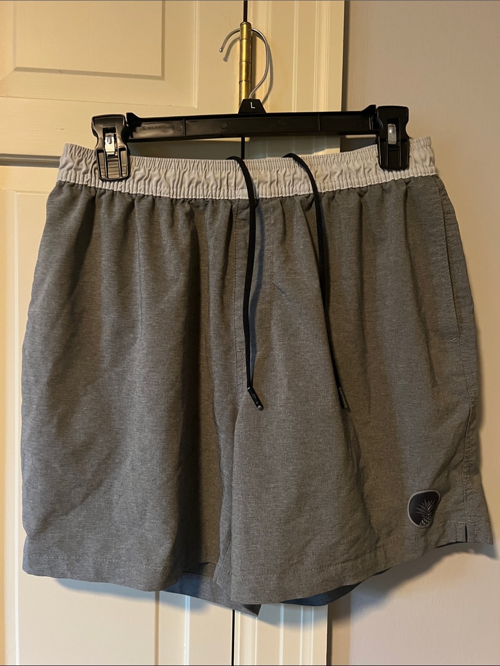 CHUBBIES Gray Athletic Drawstring Shorts with Light Gray Waistband